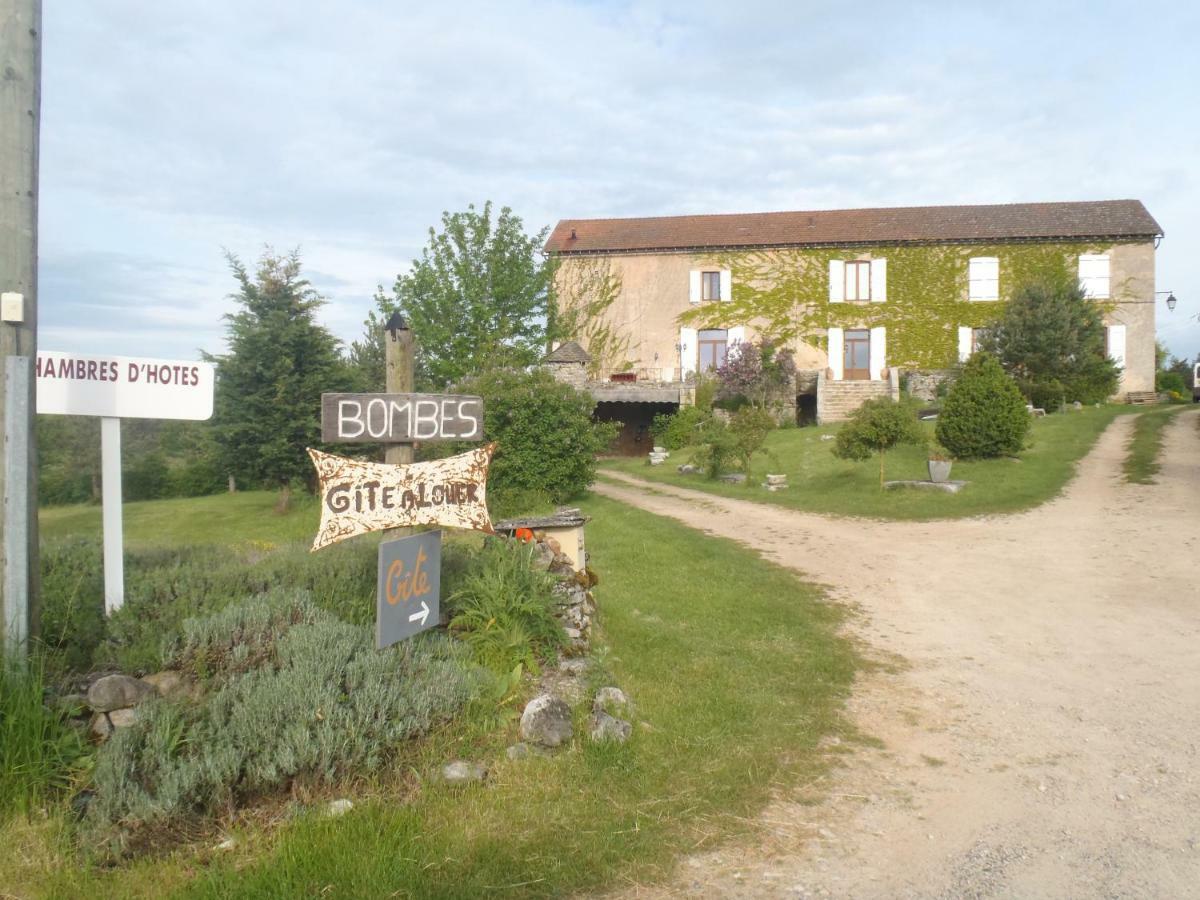 Chambres Du Domaine De Bombes Mostuejouls Exterior photo